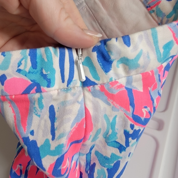 NWT Lilly Pulitzer Hazelle Stretch Short Cosmic Coral Cracked Up Size 6 - Picture 5 of 6